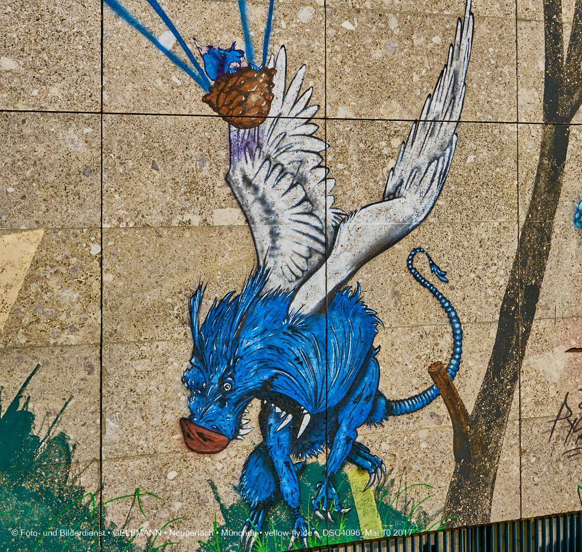 21.03.2017 - Abrissbaustelle Quiddezentrum in Neuperlach